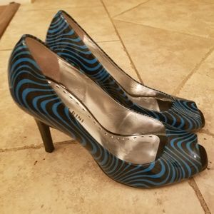 2 Pairs of Gianni Bini Pumps